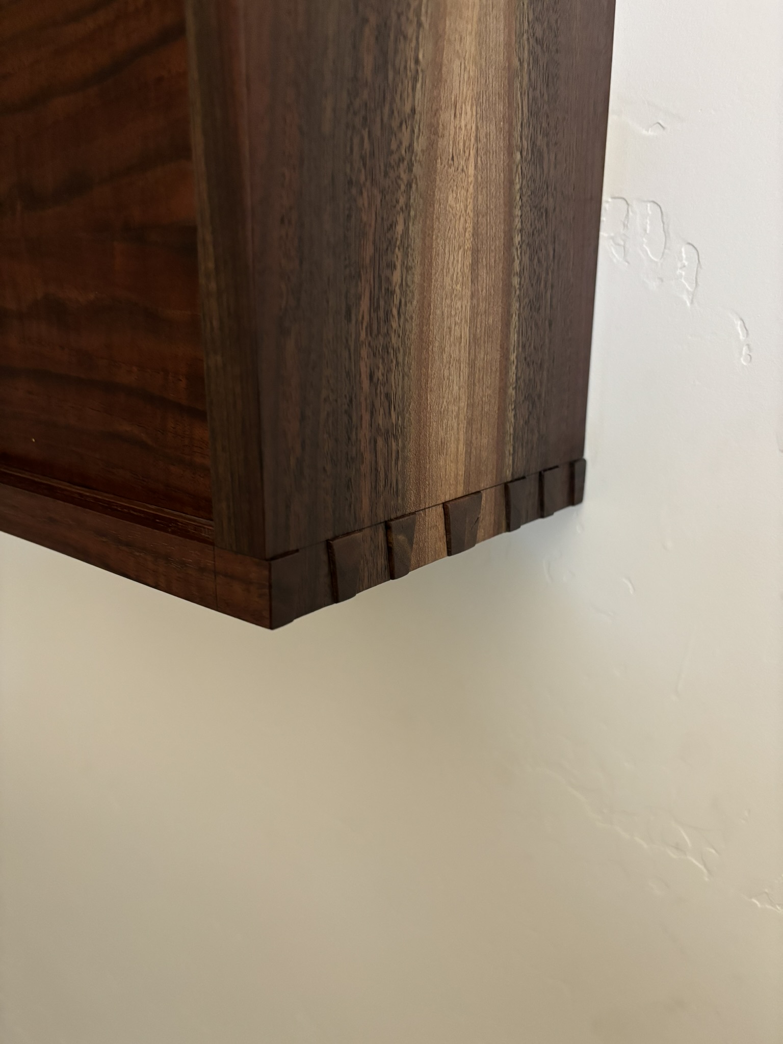 Wall Cabinet detail